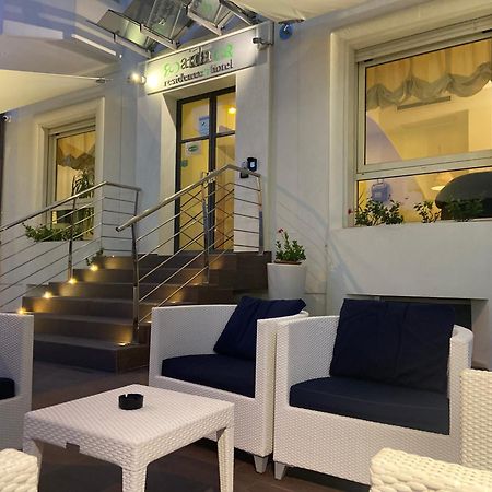 Residence Aida Римини Экстерьер фото