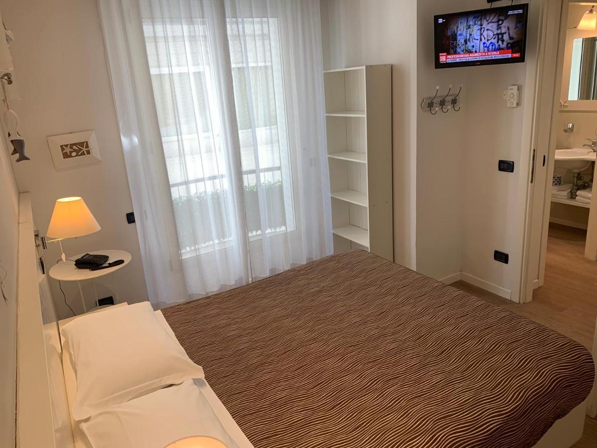 Residence Aida Римини Экстерьер фото