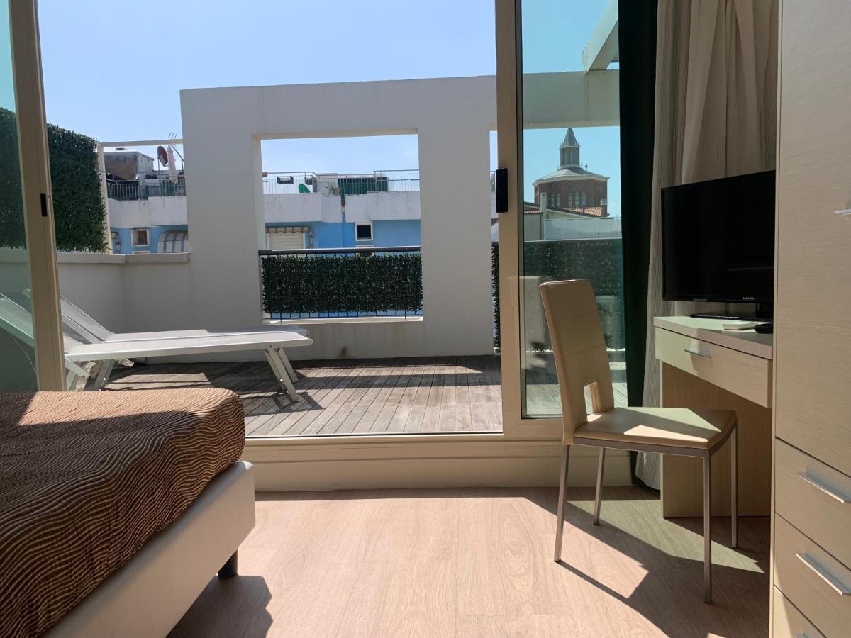 Residence Aida Римини Экстерьер фото