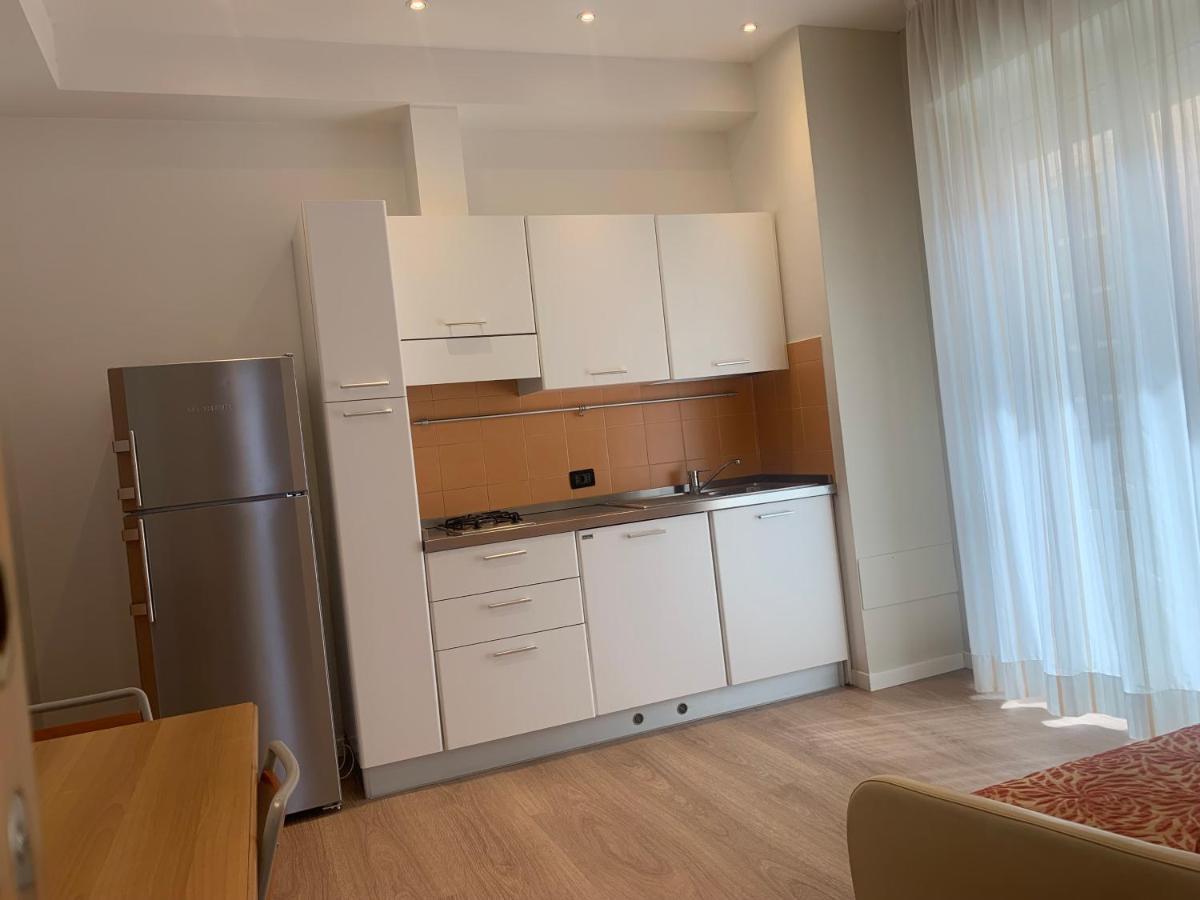 Residence Aida Римини Экстерьер фото