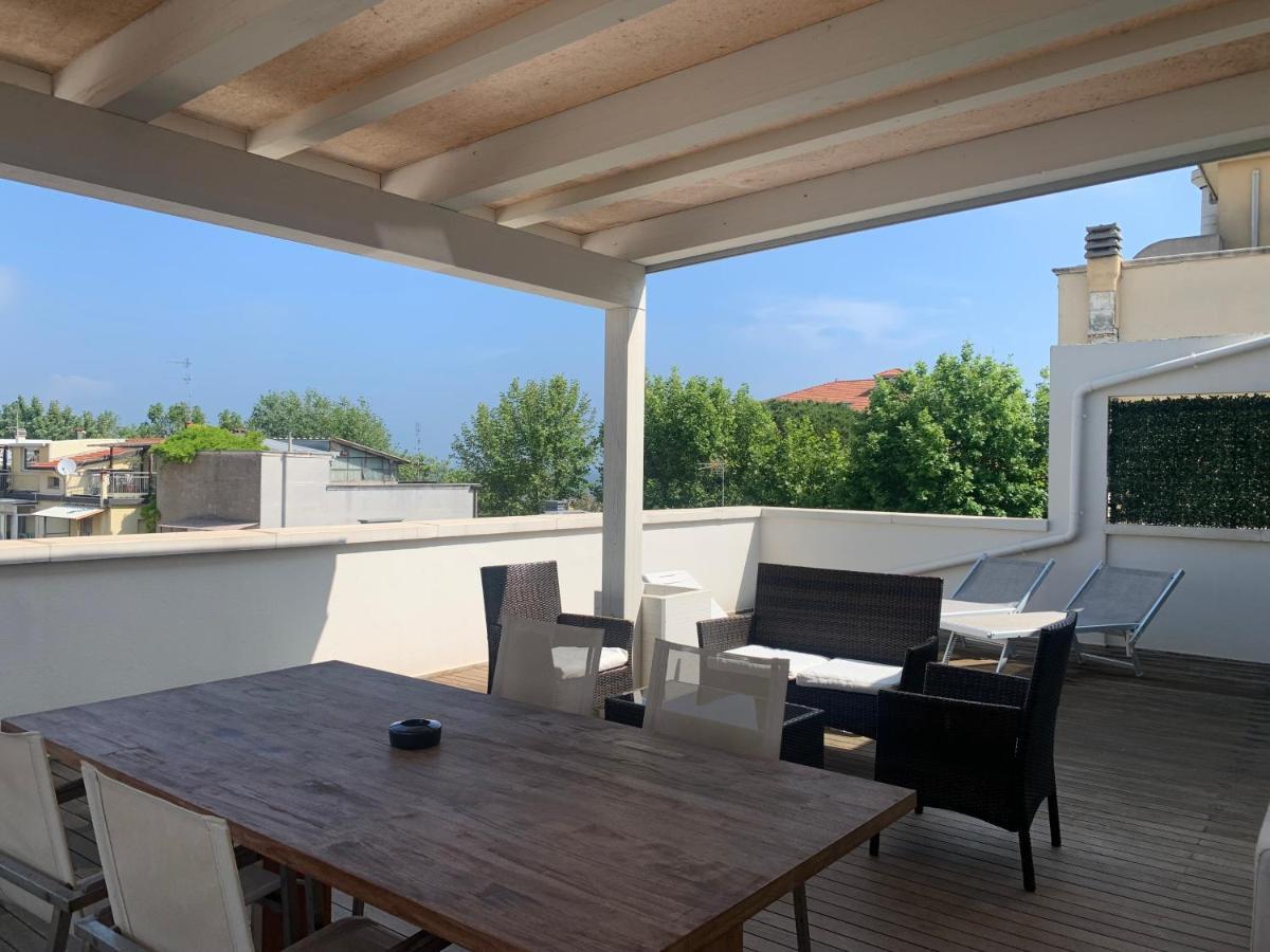 Residence Aida Римини Экстерьер фото