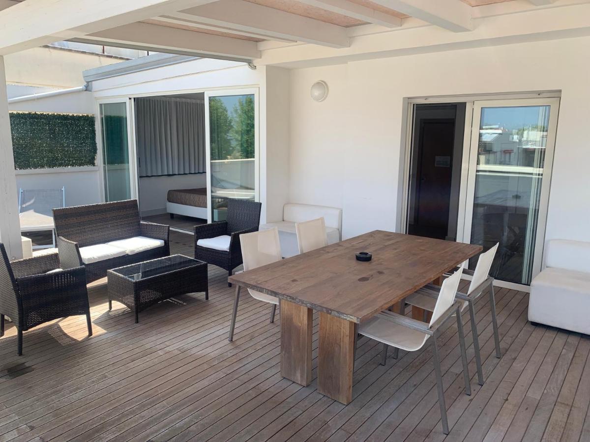 Residence Aida Римини Экстерьер фото