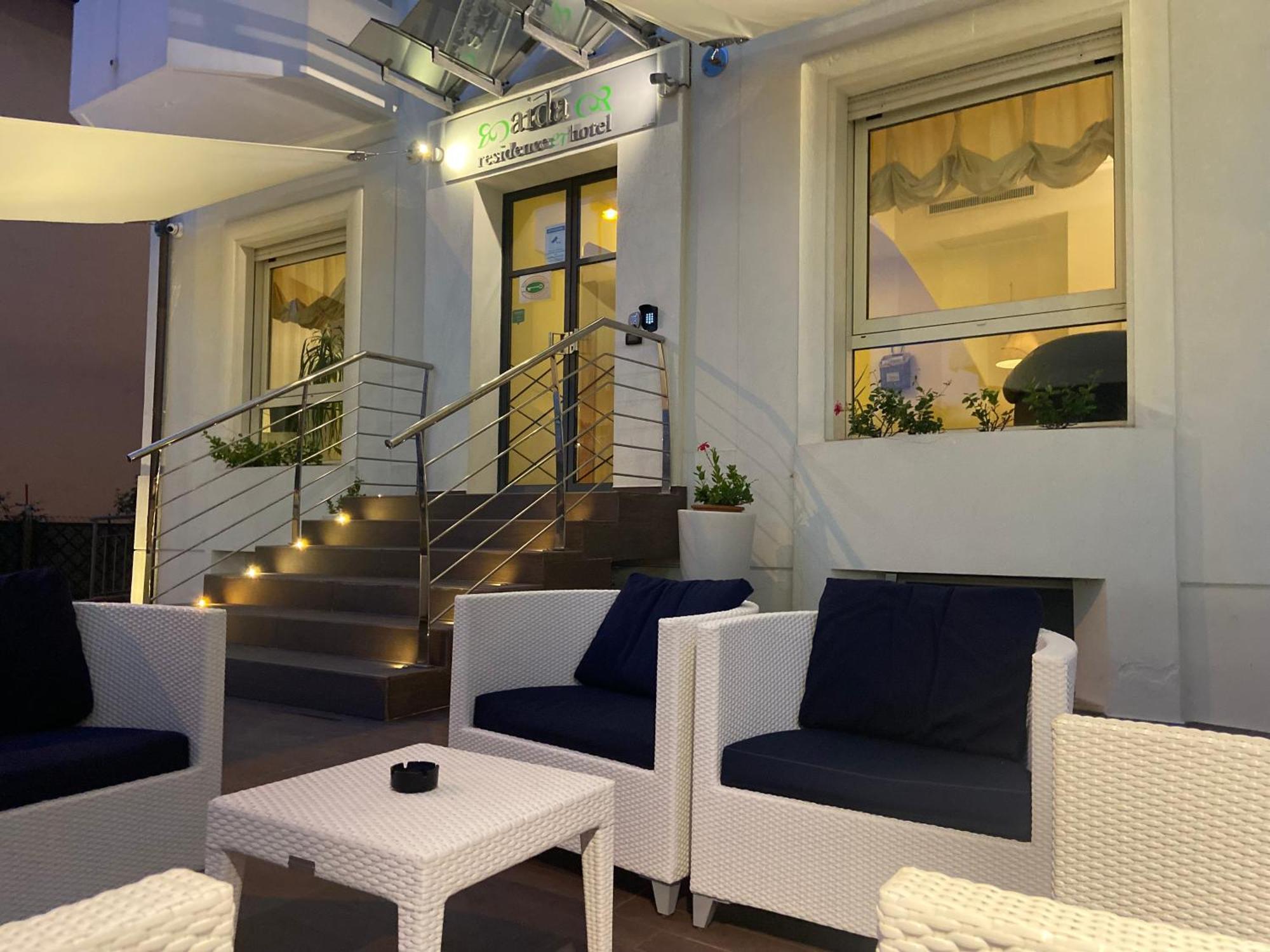 Residence Aida Римини Экстерьер фото